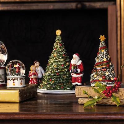 Villeroy & Boch - Christmas Toys Lampion " Św. Mikołaj i Dzieci przy choince"